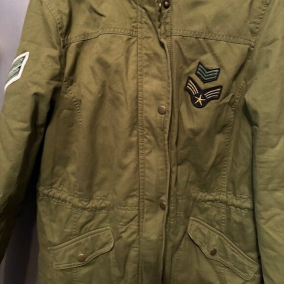 Military Style Parka / Anorak jacket / coat with patches! - Picture 9 of 16
